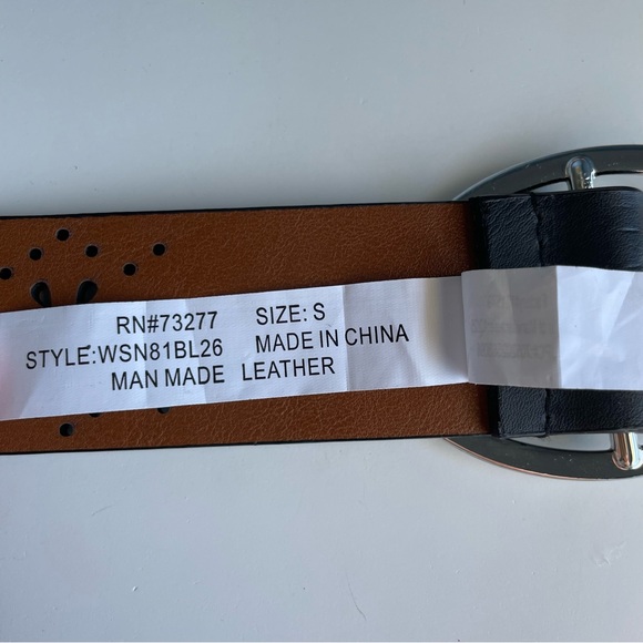 Small black decorative belt with silver buckle - Picture 6 of 6